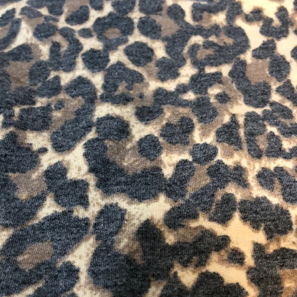 Sold  Love Leopard Print Top - Picture 6 of 6